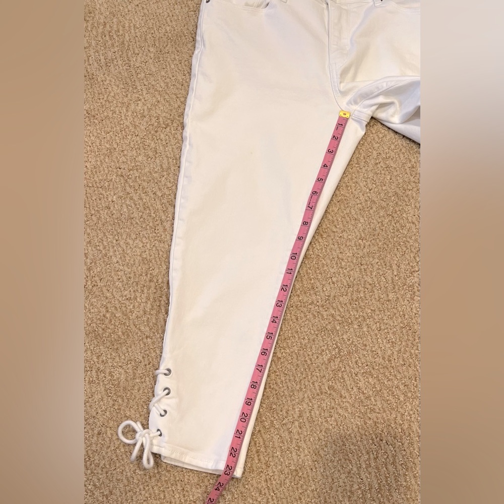 NWOT - Levi’s Womens Lace-Up Cropped Jeans - White - Size 31 - Picture 12 of 14